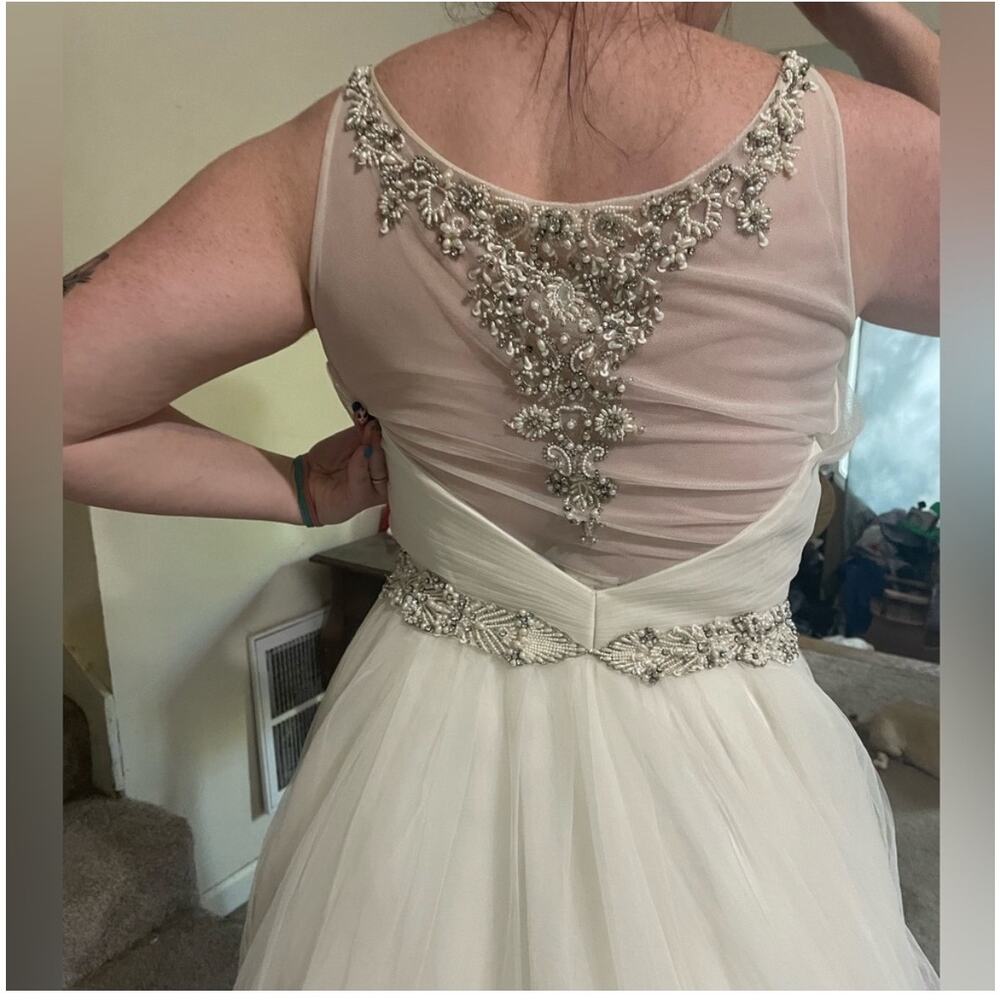 Sample gown Zurc for Impression bridal - Picture 13 of 16